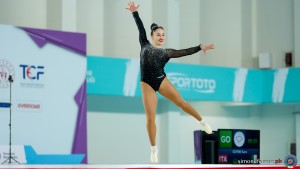 sen iw 5 ita sara cutini ph simone ferraro sfa01805 copia